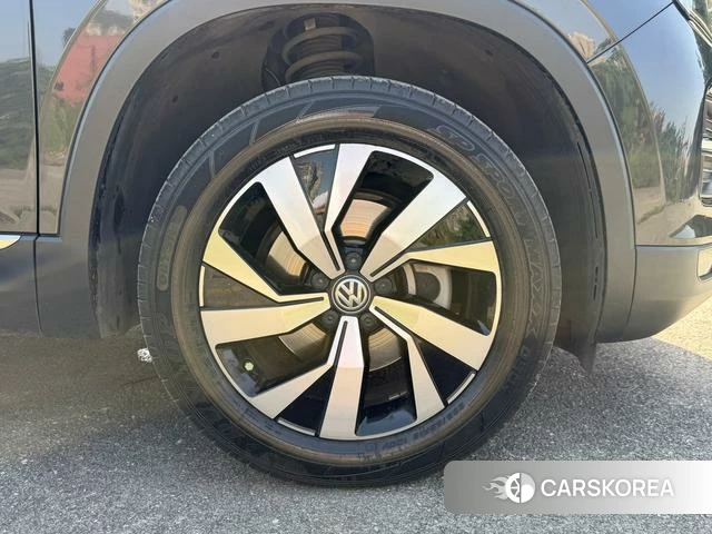 Volkswagen Tanyue 2021 Черный из Китая, фото 2