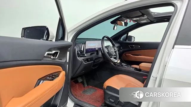 Kia Sportage 5th Generation Hybrid 2021 Белый из Кореи, фото 2