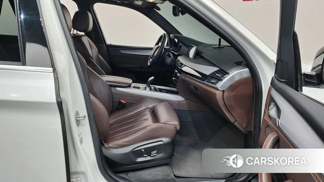 BMW X5 (F15) 2018 Белый из Кореи, фото 2