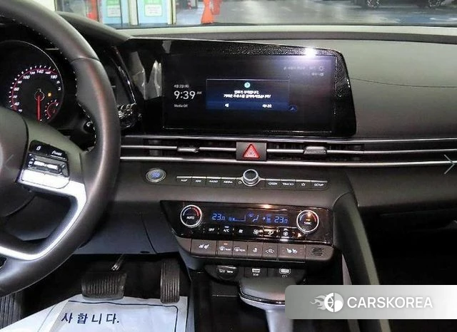 Hyundai Avante (CN7) 2022 Белый из Кореи, фото 2