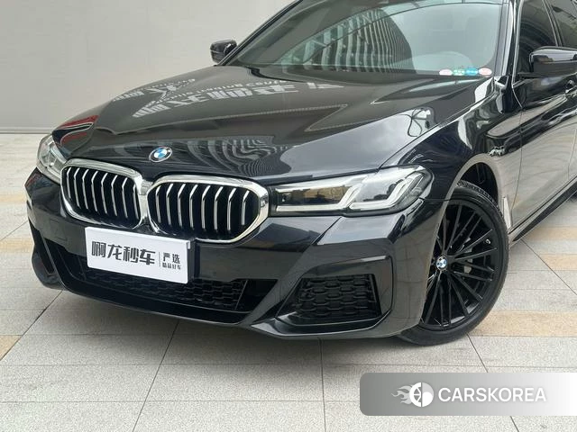 BMW 5 series 2023 Черный из Китая, фото 2