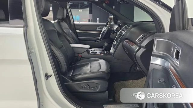 Ford Explorer 2018 Белый из Кореи, фото 2
