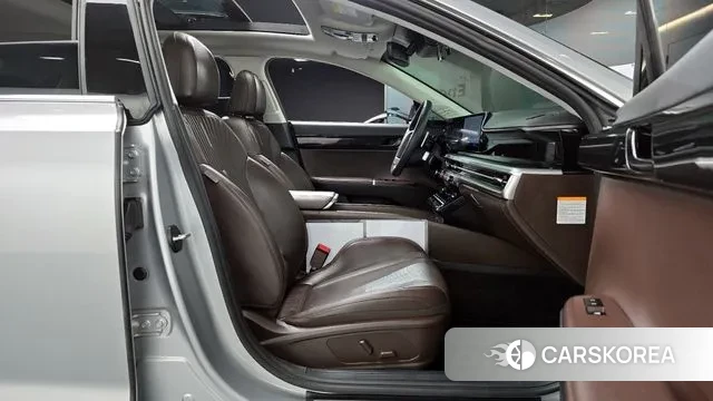 Hyundai Grandeur Hybrid (GN7) 2023 Серебряный из Кореи, фото 2