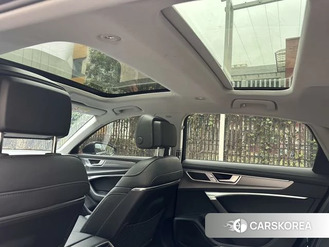 Audi A6L 2023 Черный из Китая, фото 2