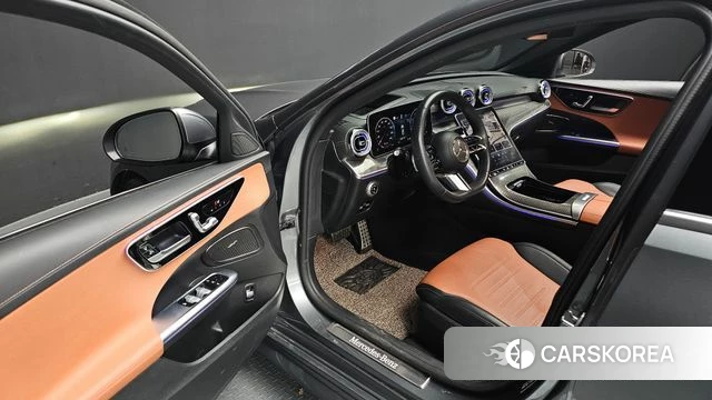 Mercedes-Benz C-Class W206 2023 Серый из Кореи, фото 2