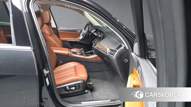 BMW X5 (G05) 2021 Черный из Кореи, фото 2