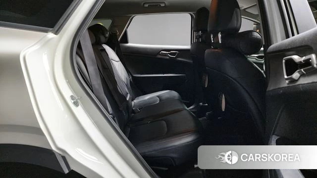 Kia Sportage 5th Generation 2021 Белый из Кореи, фото 2