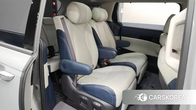 Kia The New Carnival 4th Generation 2024 Серебряный из Кореи, фото 2