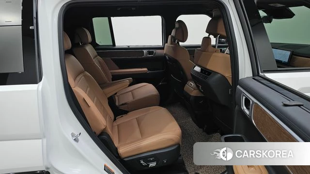 Hyundai Santa Fe (MX5) 2024 Белый из Кореи, фото 2