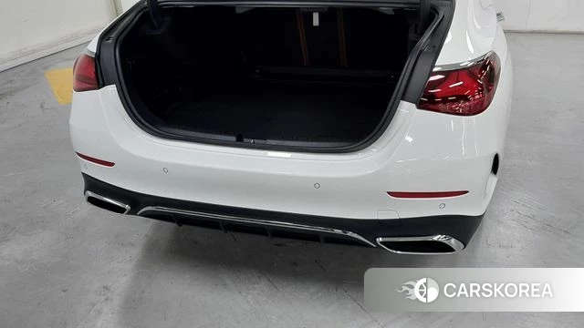 Mercedes-Benz E-Class W214 2025 Белый из Кореи, фото 2