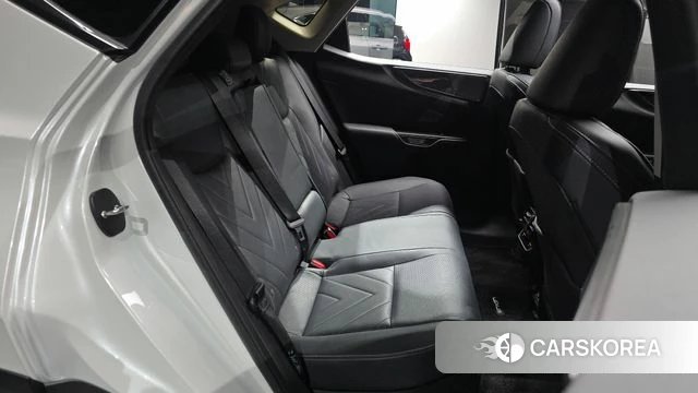 Lexus NX350h Second generation 2025 Белый из Кореи, фото 2