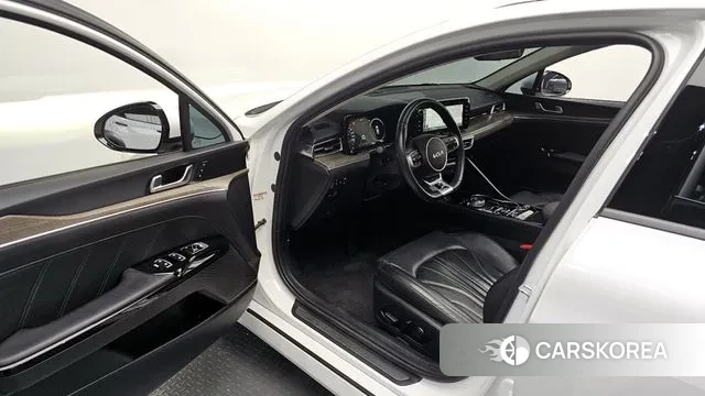 Kia K5 3rd generation 2022 Белый из Кореи, фото 2