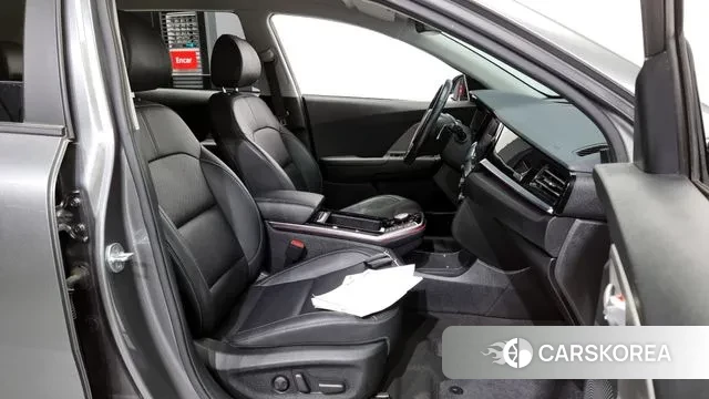 Kia Niro Plus 2022 Серый из Кореи, фото 2