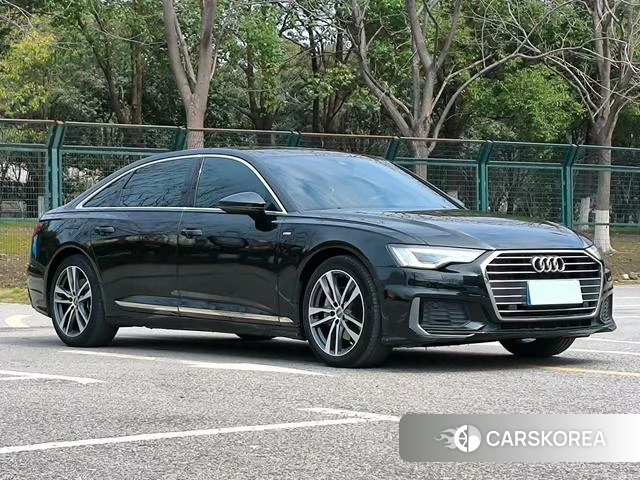 Audi A6L 2021 Черный из Китая, фото 2