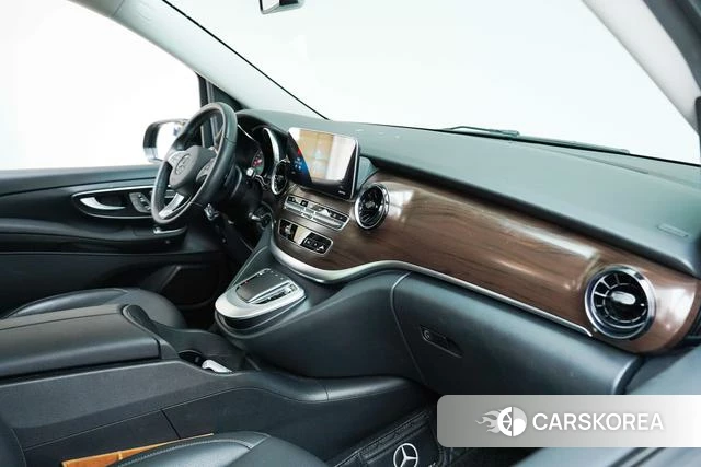 Mercedes-Benz V-class 2021 Черный из Китая, фото 2