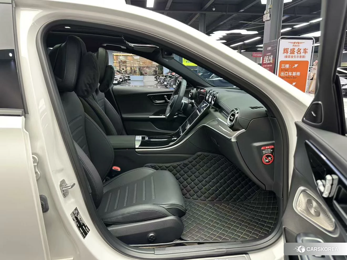 Mercedes-Benz Class C 2022 Белый из Китая, фото 2