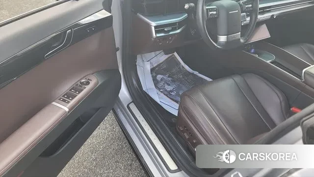 Hyundai Grandeur (GN7) 2023 Серебристо-серый из Кореи, фото 2