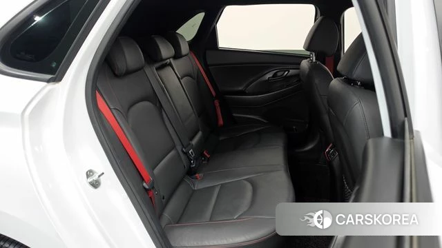 Hyundai i30 (PD) 2019 Белый из Кореи, фото 2