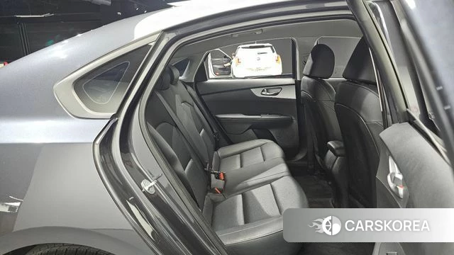 Kia The New K3 2nd generation 2021 Серый из Кореи, фото 2
