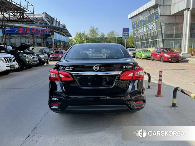 Nissan Xuan Yi 2024 Черный из Китая, фото 2