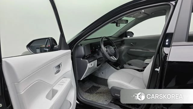 Hyundai Kona (SX2) 2025 Черный из Кореи, фото 2