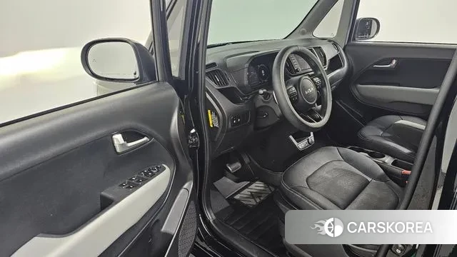 Kia The New Kia Ray EV 2023 Черный из Кореи, фото 2