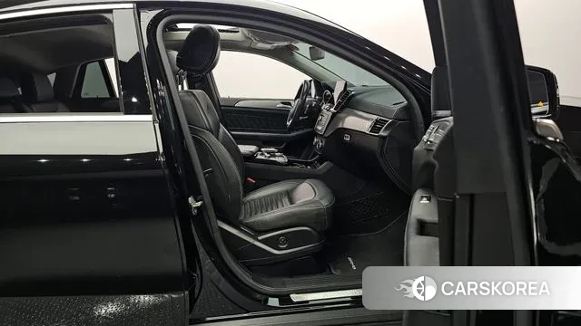 Mercedes-Benz GLE - Class W166 2018 Черный из Кореи, фото 2