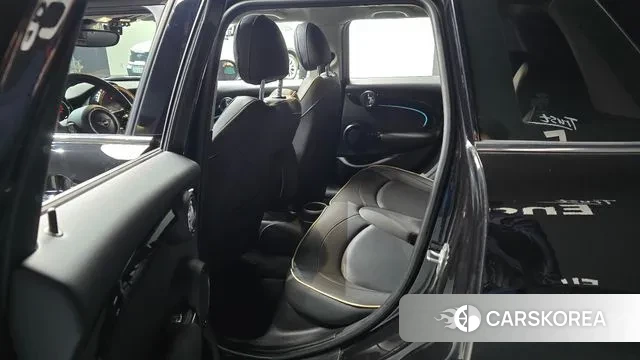 Mini Cooper 2022 Черный двухцветный из Кореи, фото 2