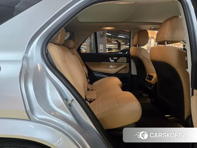 Mercedes-Benz GLE-Class W167 2025 Серебряный из Кореи, фото 2