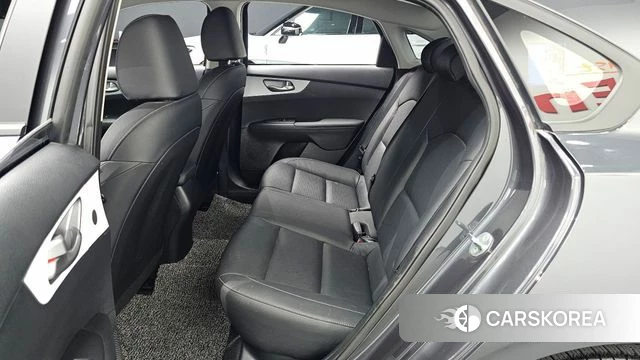 Kia The New K3 2nd generation 2021 Серый из Кореи, фото 2