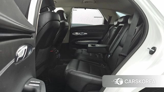 Genesis GV70 2021 Белый из Кореи, фото 2