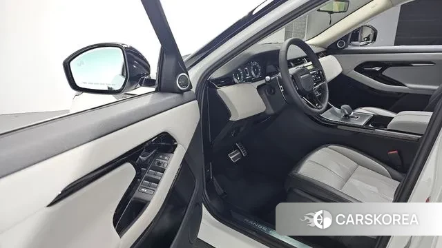 Land Rover Range Rover Evoque 2nd Generation 2024 Белый из Кореи, фото 2