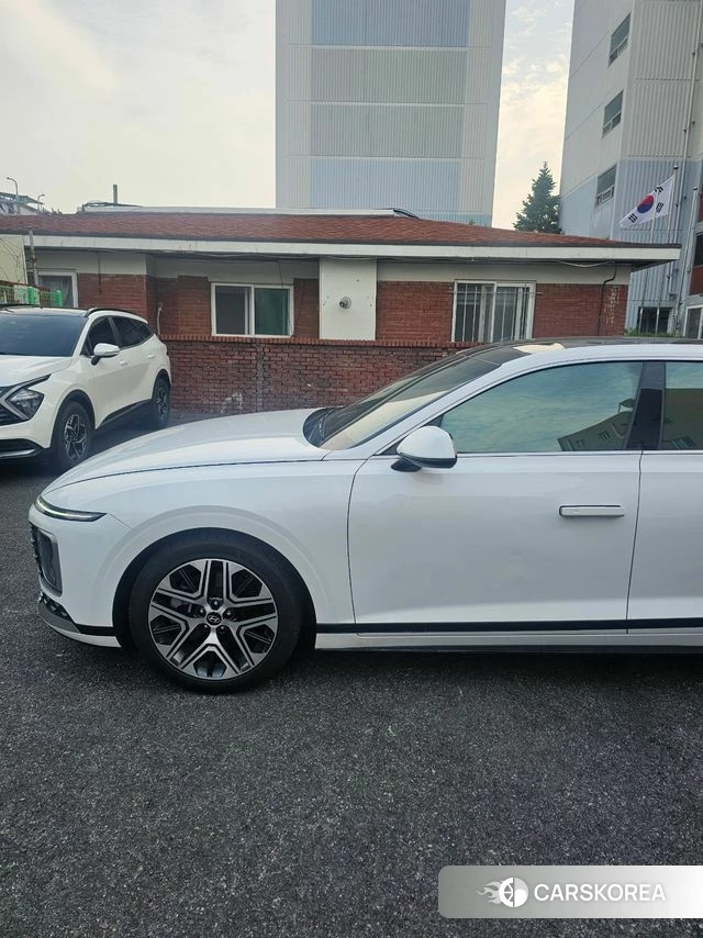 Hyundai Grandeur (GN7) 2023 Белый из Кореи, фото 2