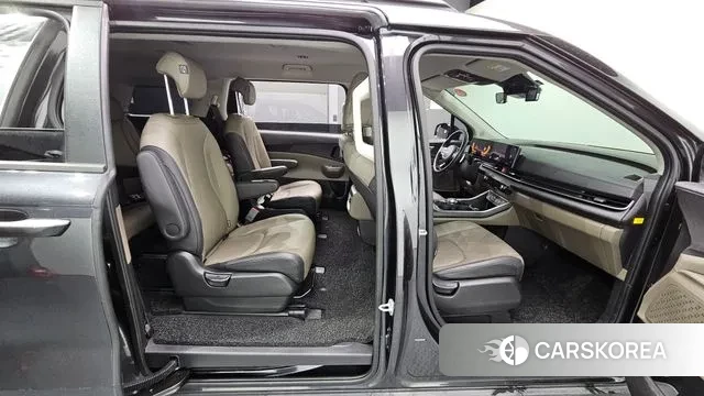 Kia The New Carnival 4th Generation 2024 Серый из Кореи, фото 2