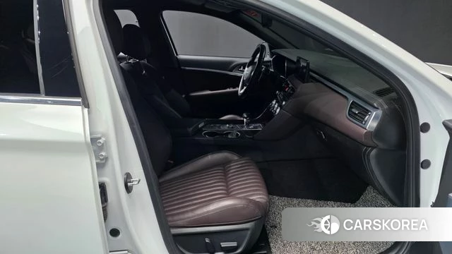 Genesis The New G70 2022 Белый из Кореи, фото 2