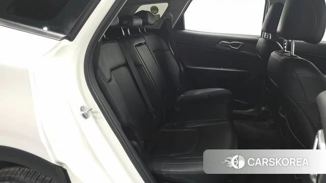 Kia Sportage 5th Generation 2022 Белый из Кореи, фото 2