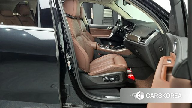 BMW X5 (G05) 2022 Черный из Кореи, фото 2
