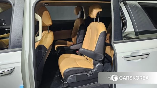 Kia Carnival 4th generation 2023 Белый из Кореи, фото 2