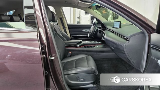 Genesis GV70 2021 Фиолетовый из Кореи, фото 2