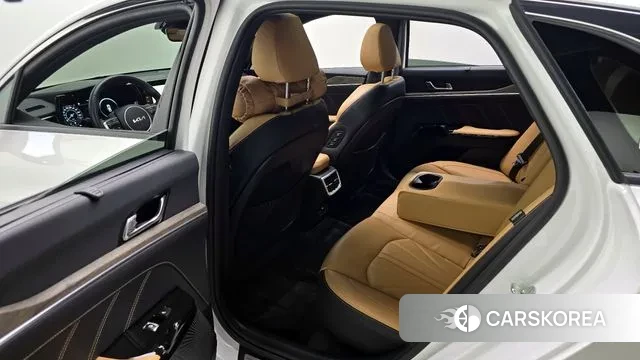 Kia K5 3rd generation 2023 Белый из Кореи, фото 2