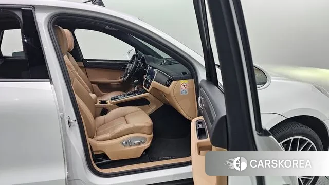 Porsche Macan 2021 Белый из Кореи, фото 2