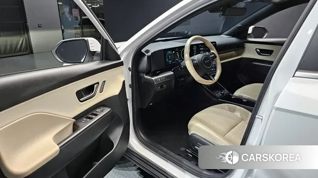 Hyundai Kona Hybrid (SX2) 2023 Белый из Кореи, фото 2