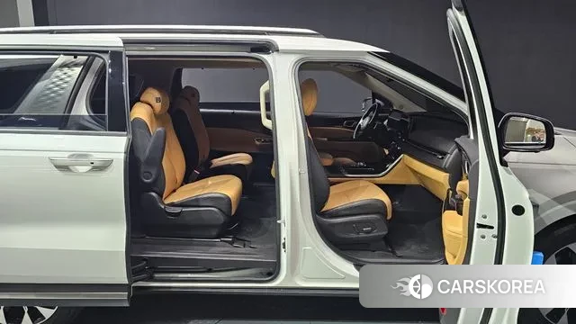 Kia Carnival 4th generation 2021 Белый из Кореи, фото 2