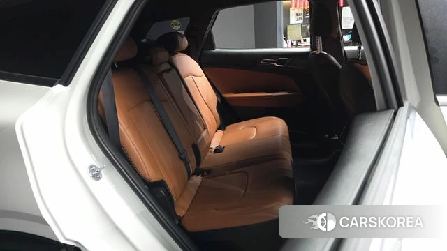 Kia Sportage 5th Generation Hybrid 2021 Белый из Кореи, фото 2