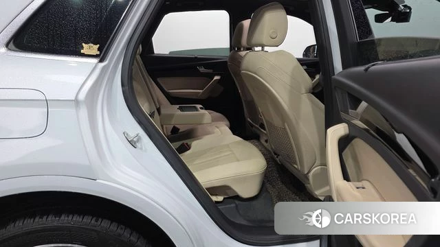 Audi Q5 (FY) 2021 Белый из Кореи, фото 2