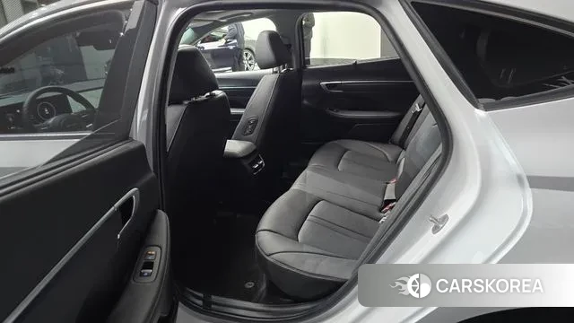 Hyundai Sonata D Edge Hybrid (DN8) 2023 Белый из Кореи, фото 2