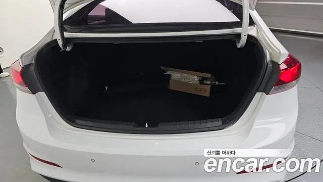 Hyundai Avante AD id 2565879 из Кореи 2