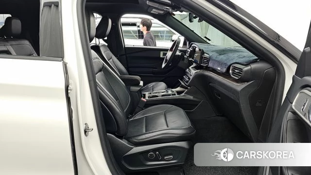 Ford Explorer 6th Generation 2020 Белый из Кореи, фото 2