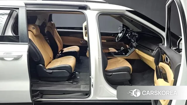 Kia Carnival 4th generation 2022 Белый из Кореи, фото 2