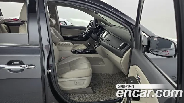 Kia The New Carnival 2018 Серый из Кореи, фото 2